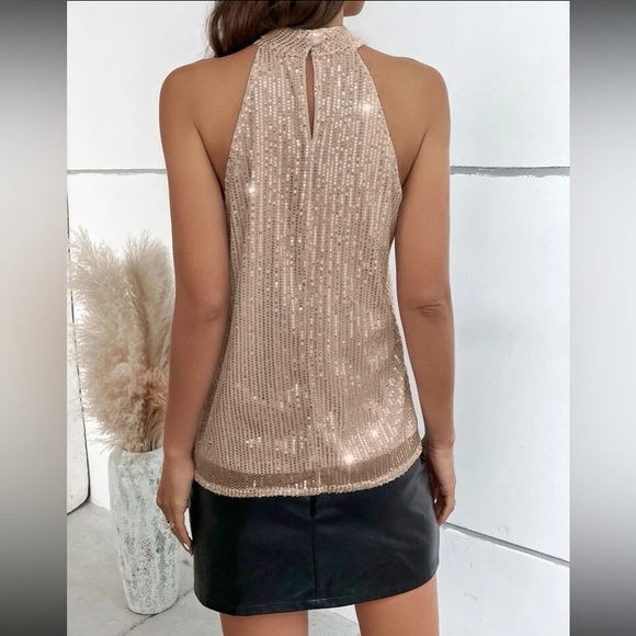 Luxe silver sequins halter  top - Picture 9 of 16